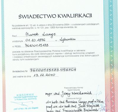 XuylZGjITbvEYLr